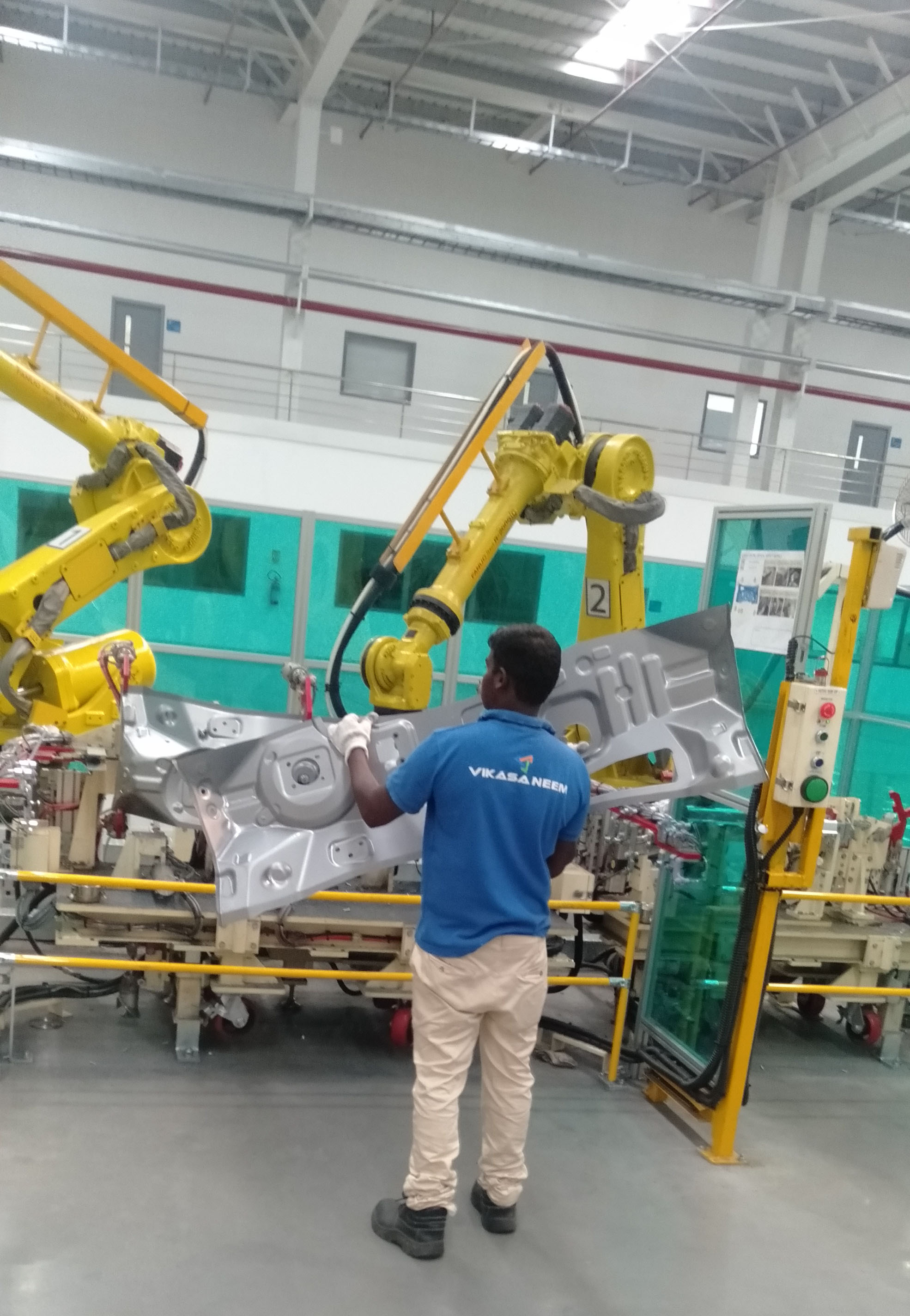 SUNGWOO WORKING STILLS